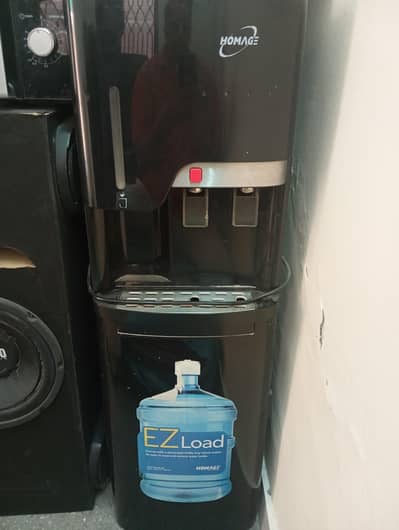 Water dispenser Homage water bottle inside placing