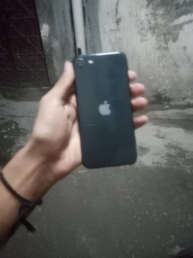 Apple iPhone SE 2