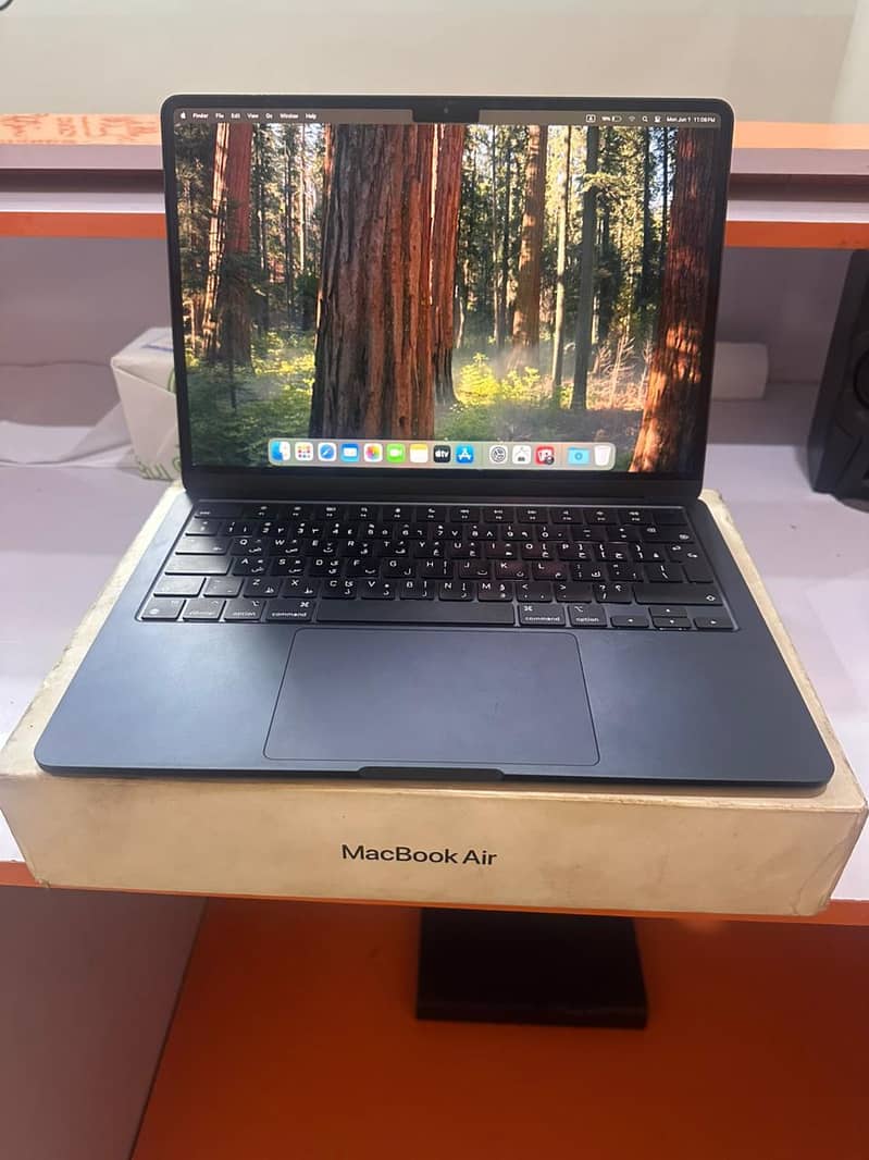 Laptop 0