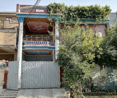 Highly-coveted 10 Marla House Is Available In Marghzar Officers Colony For sale