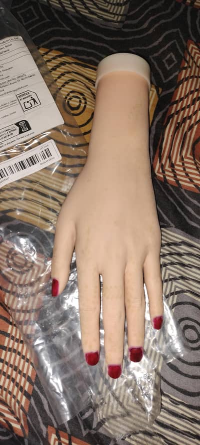 Artificial Nail Practice Hand with nails( henna prectise hand)