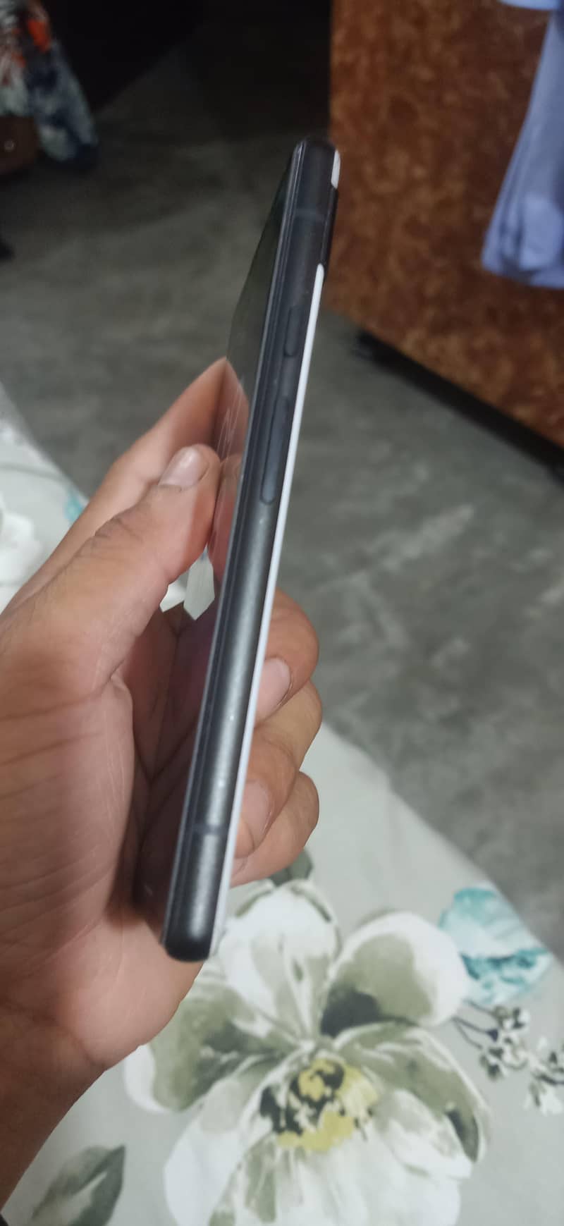 Google Pixel 6a 3