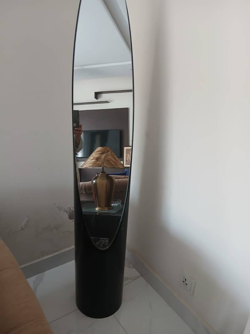 Standing mirror 0