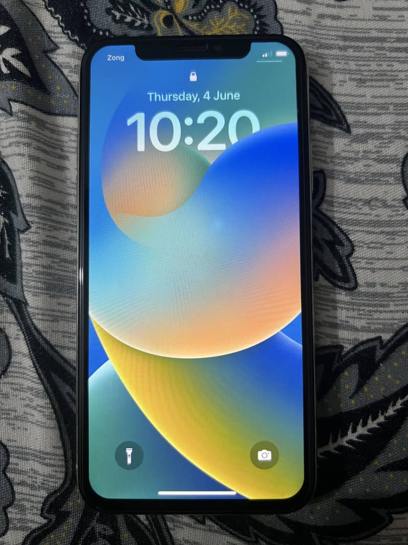 Apple iPhone X 2