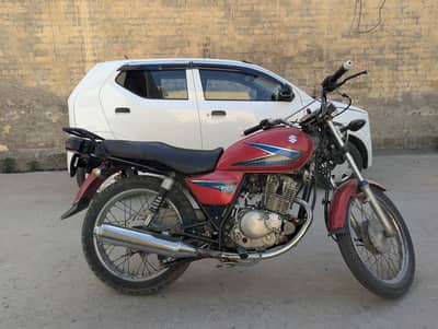 Suzuki GS 150 2014