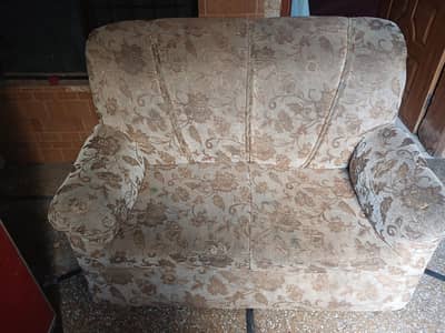 6 seater sofa set for sale  22000  pure wooden