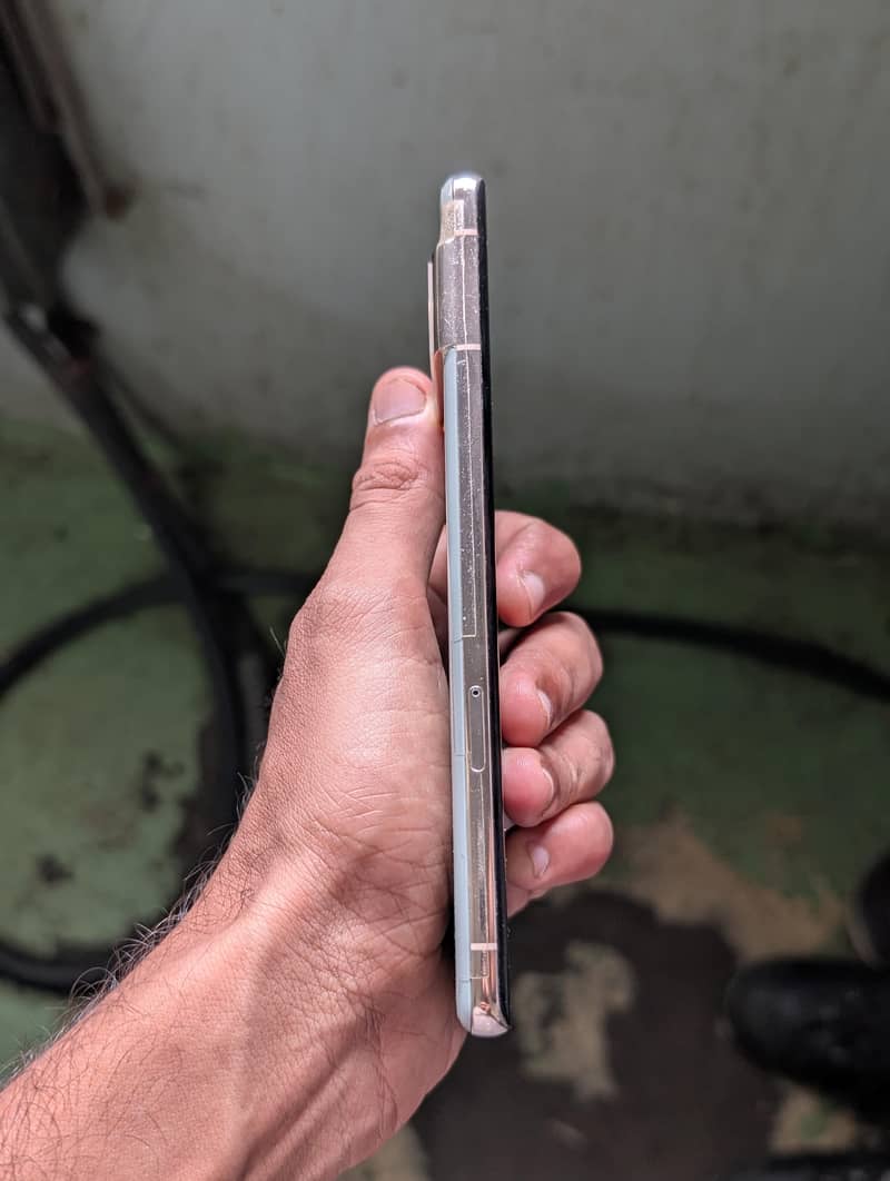 Google Pixel 7 Pro 4