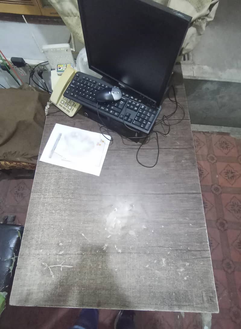 Office Table 5