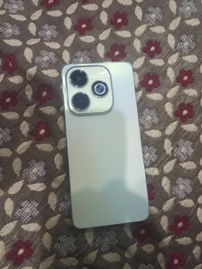 Infinix Hot 40i (8+8/128)