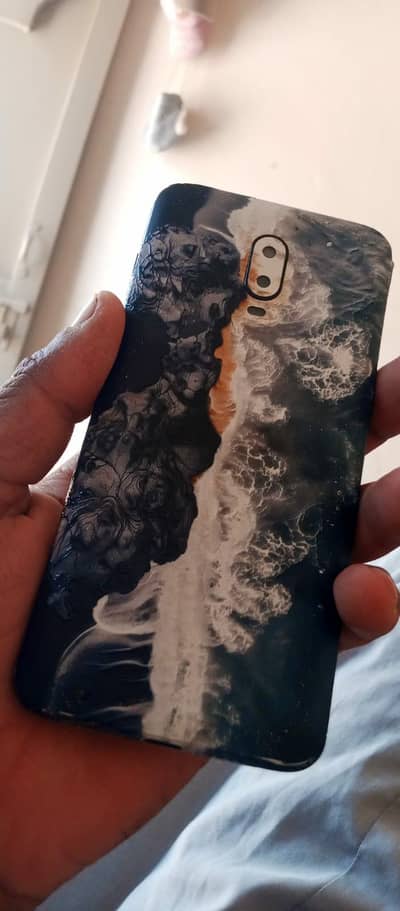 One Plus 6T  / 8GB 128GB