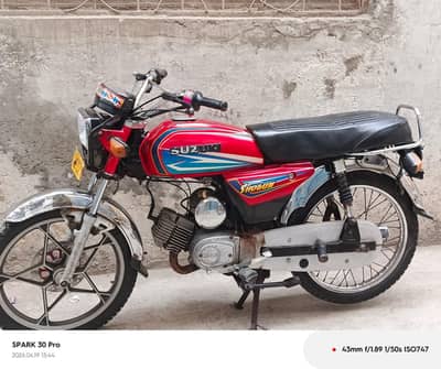Suzuki 2 Stroke