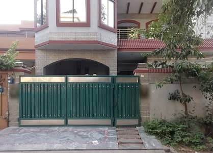 Double Storey 10 Marla House For sale In Marghzar Officers Colony Marghzar Officers Colony