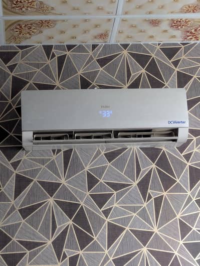 Haier 1 Ton DC Inverter Ac Without Any Problem For Urgent Sale