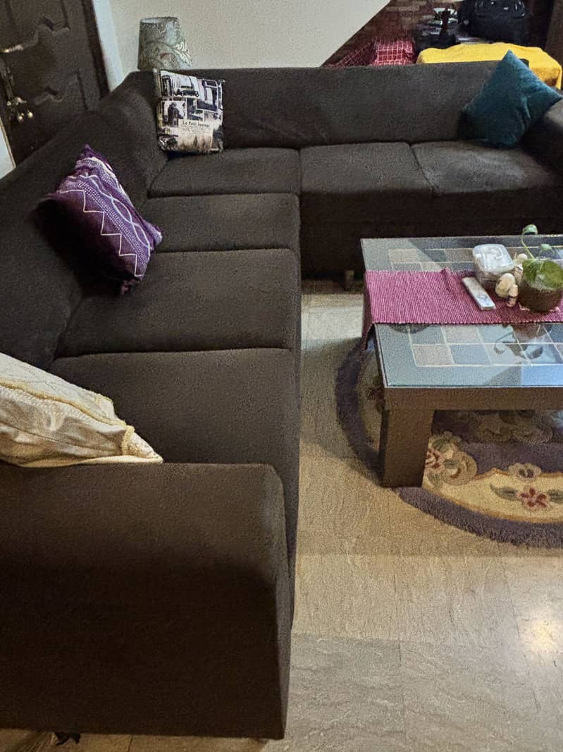 L shape sofa 0