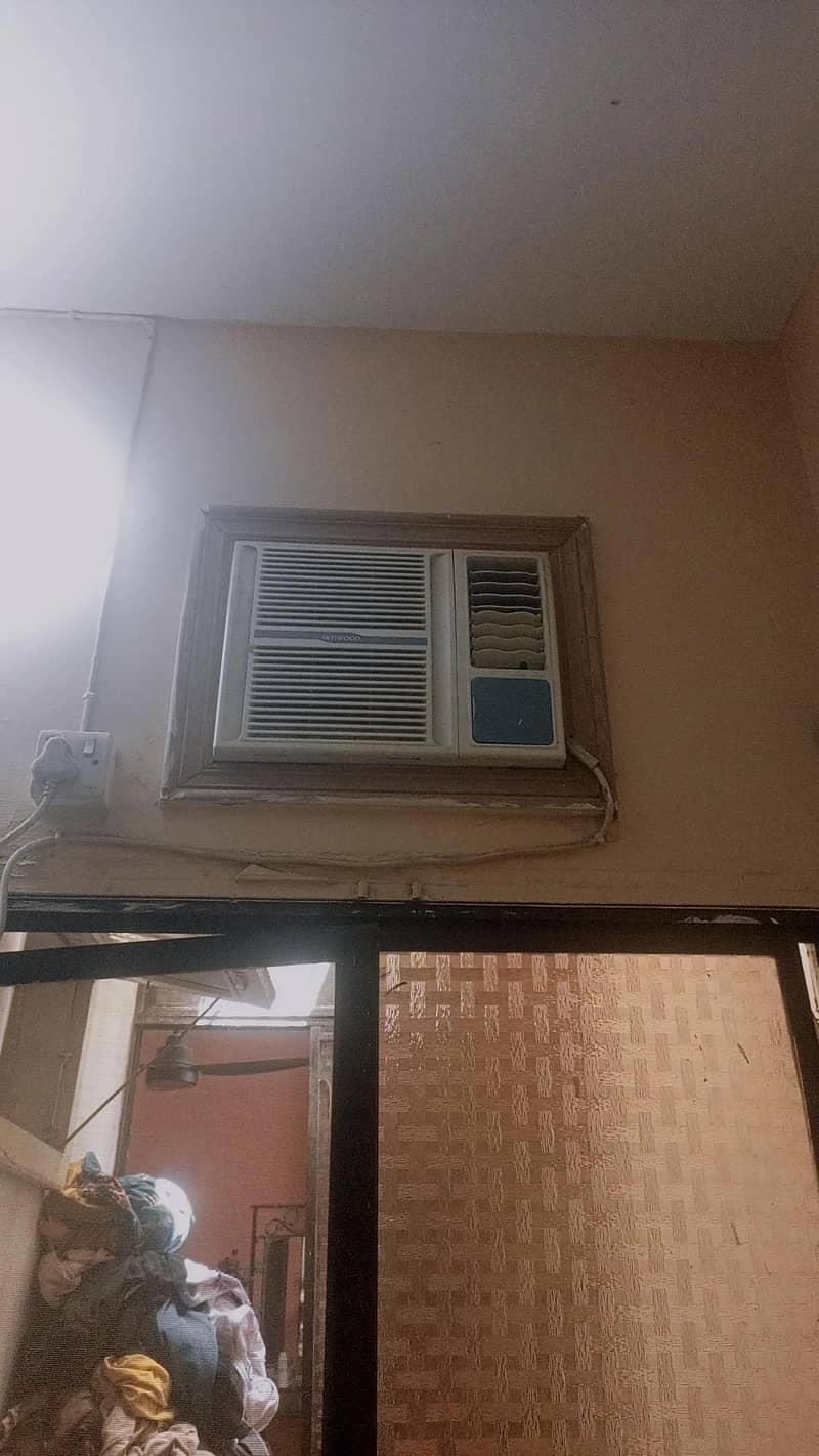 window ac 2