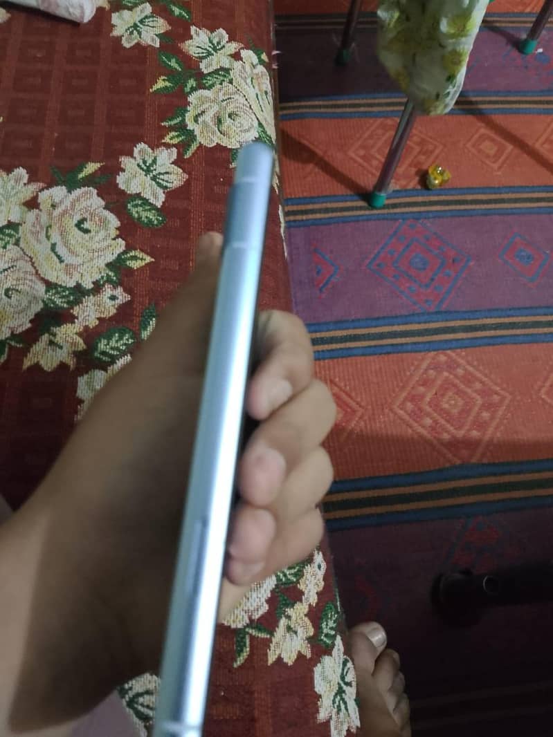 Google Pixel 7a 2