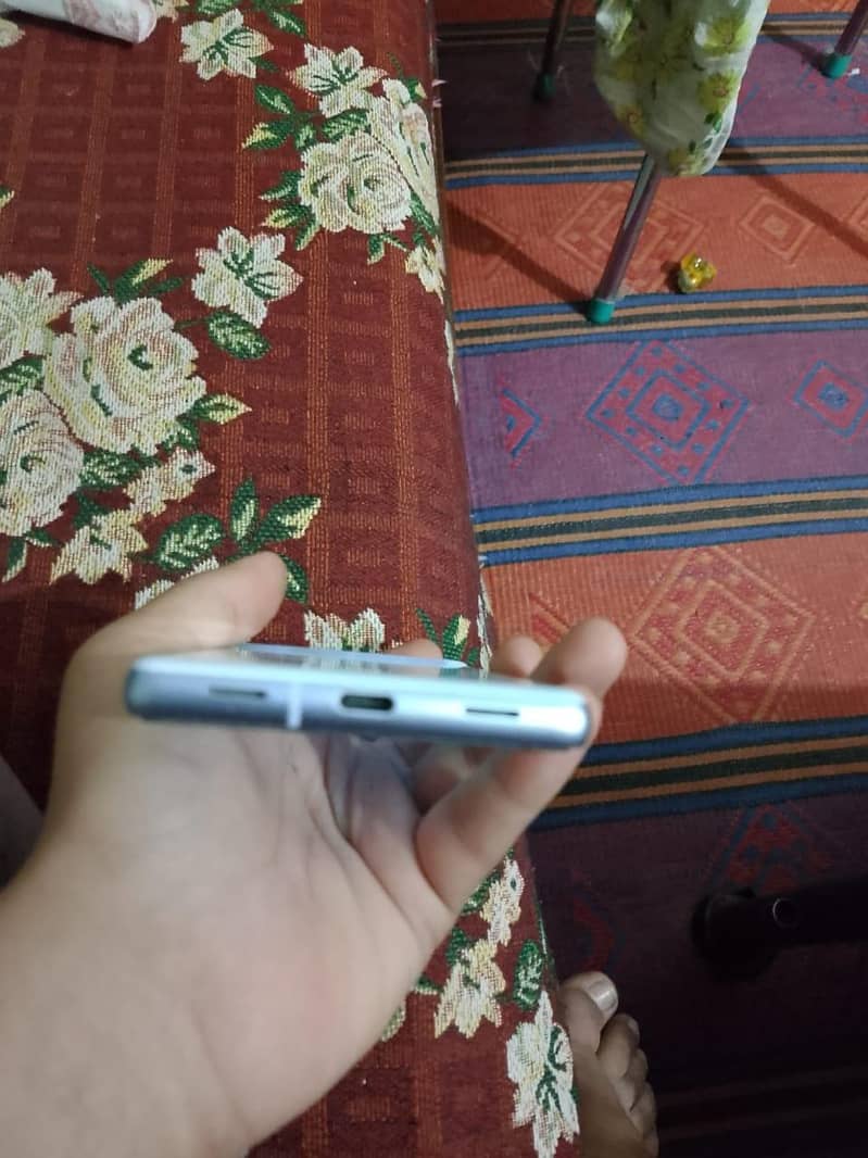 Google Pixel 7a 3