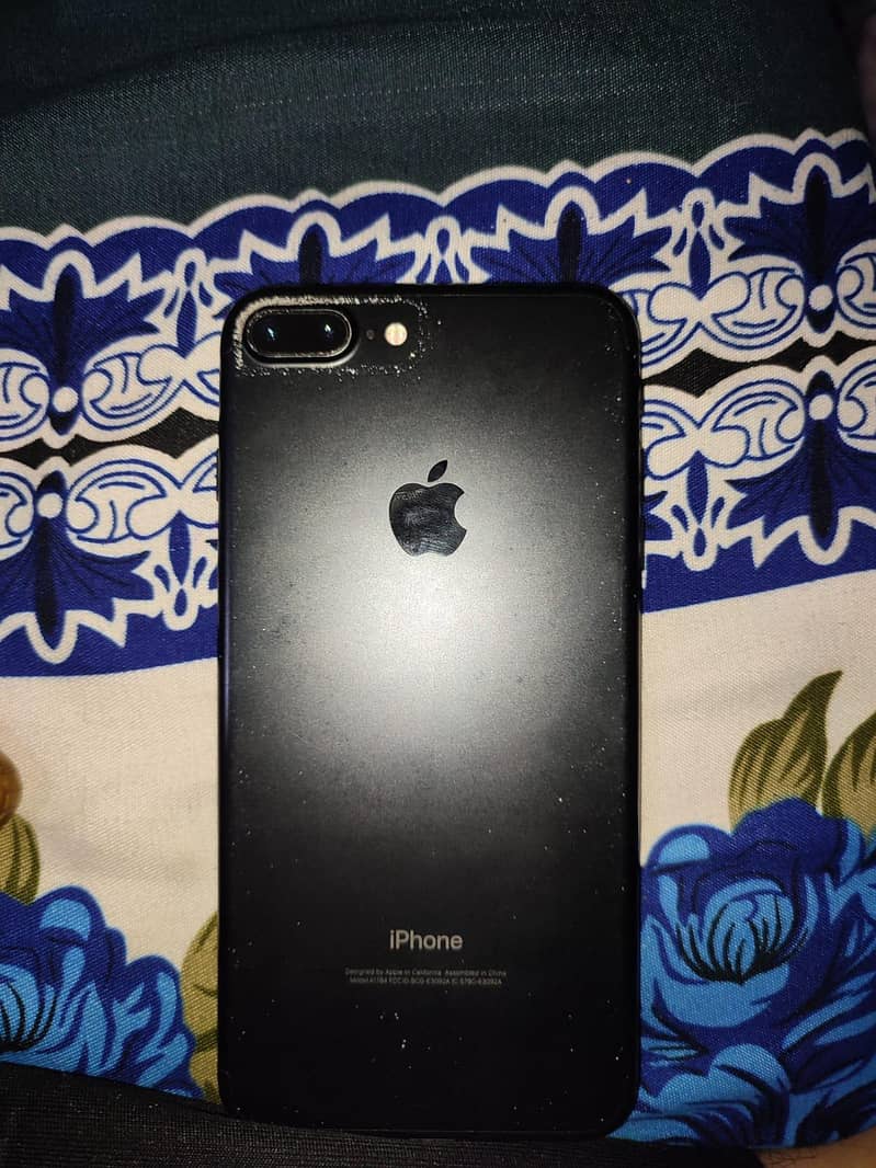 Apple iPhone 7 Plus 7