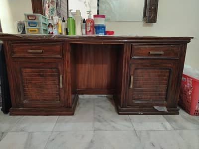 Chenioti wooden bed and Dressing