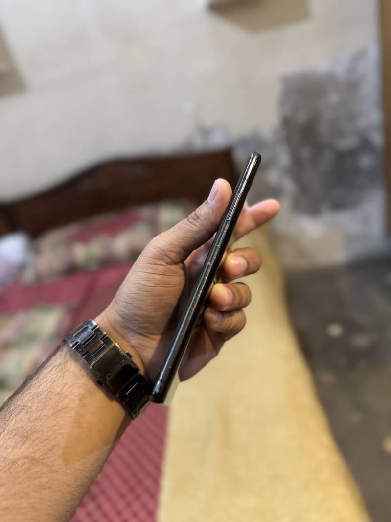 One Plus 7 Pro 3