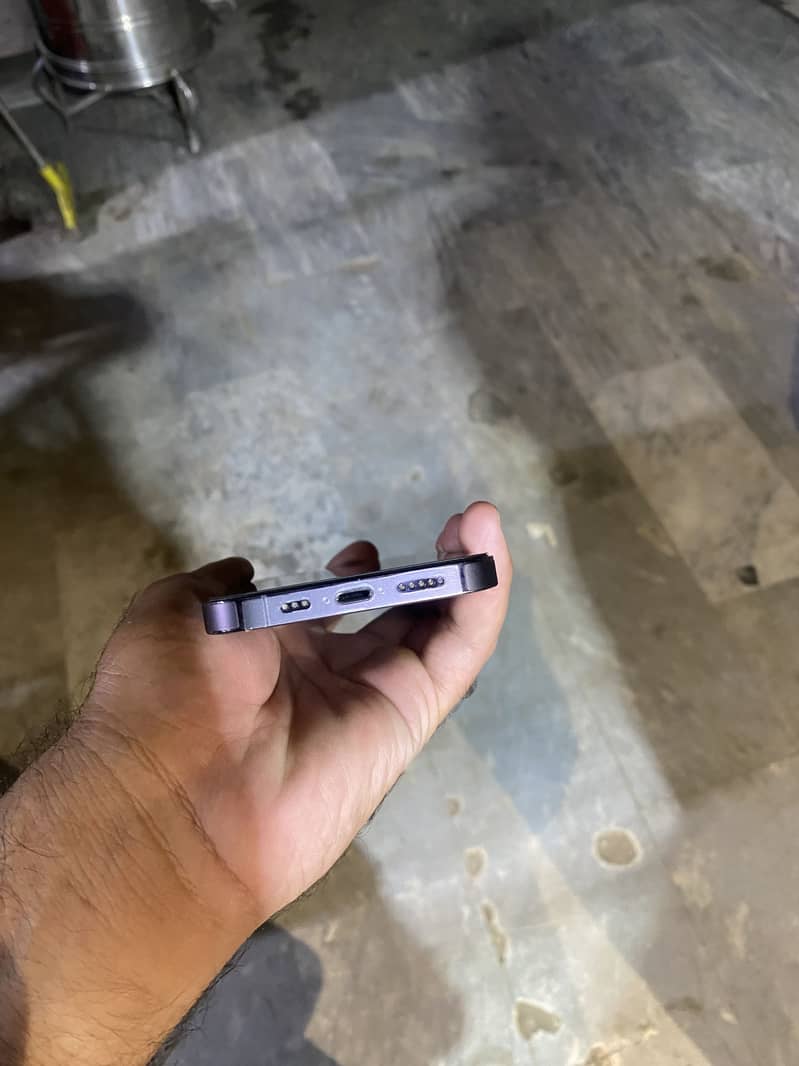 Iphone 14 pro 4