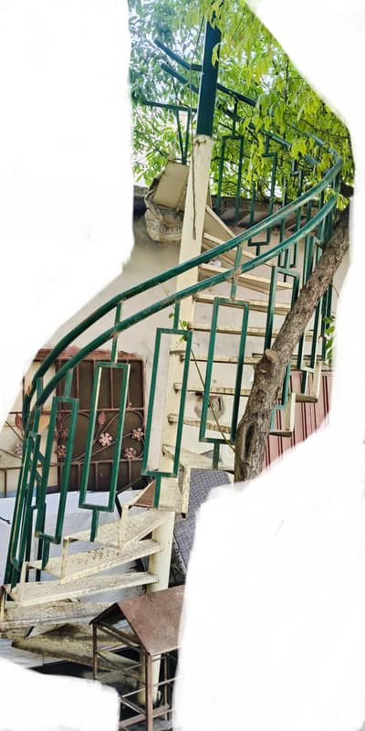 Brand New Single Story Spiral stair / Round Iron Stair / Ladder