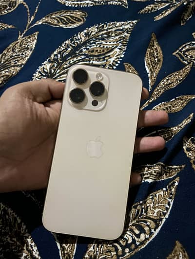 Apple iPhone 16 Pro Max  jv