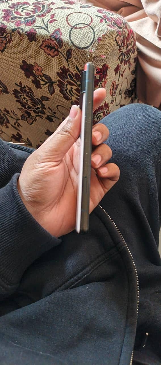 Google Pixel 6 3