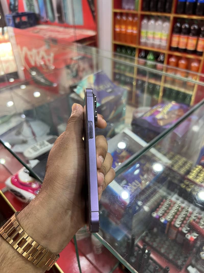 Iphone 14 pro 4