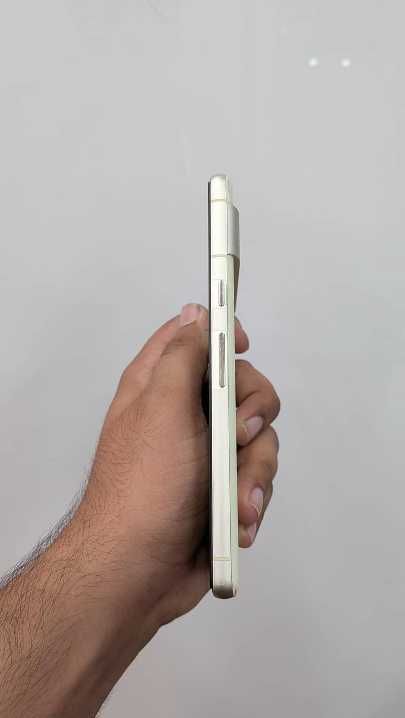 Google Pixel 7 3