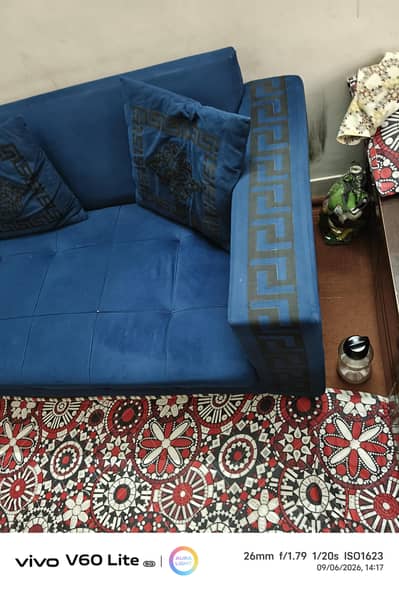 A larger 3 Seater Velvet