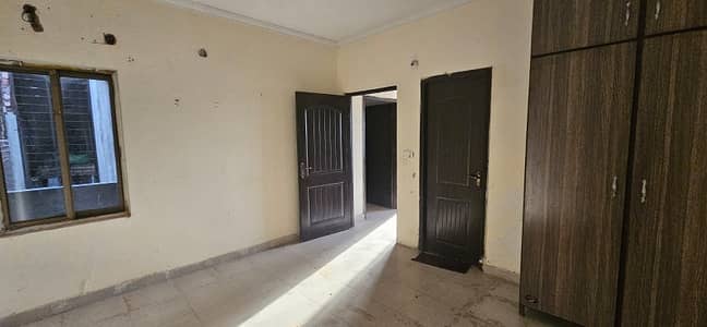 5 Marla 2nd Floor Flat For Rent Khayaban E Amin