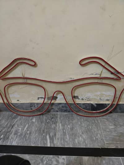glasses ship light