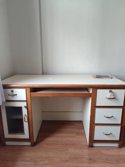 Computer/Study Table with Drawers & Keyboard Tray