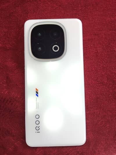 Vivo iQOO 13