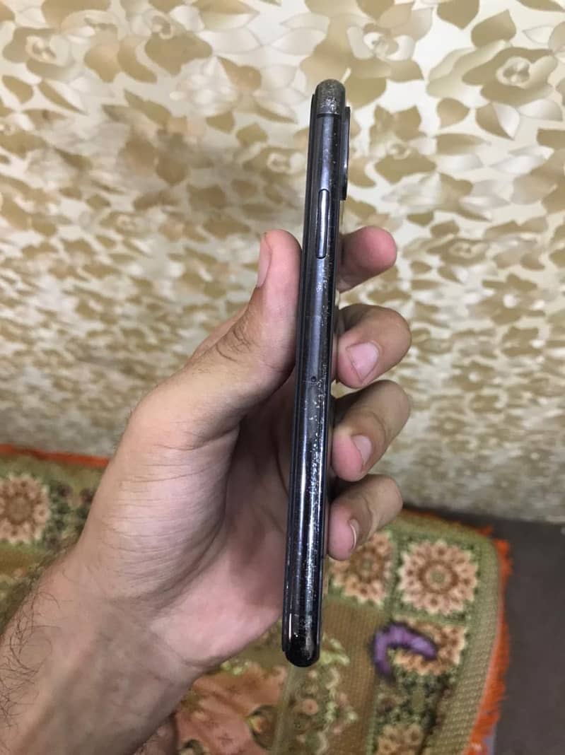 Apple iPhone X 1