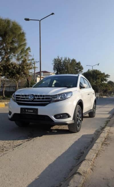Glory 580 1.8 CVT (imported)