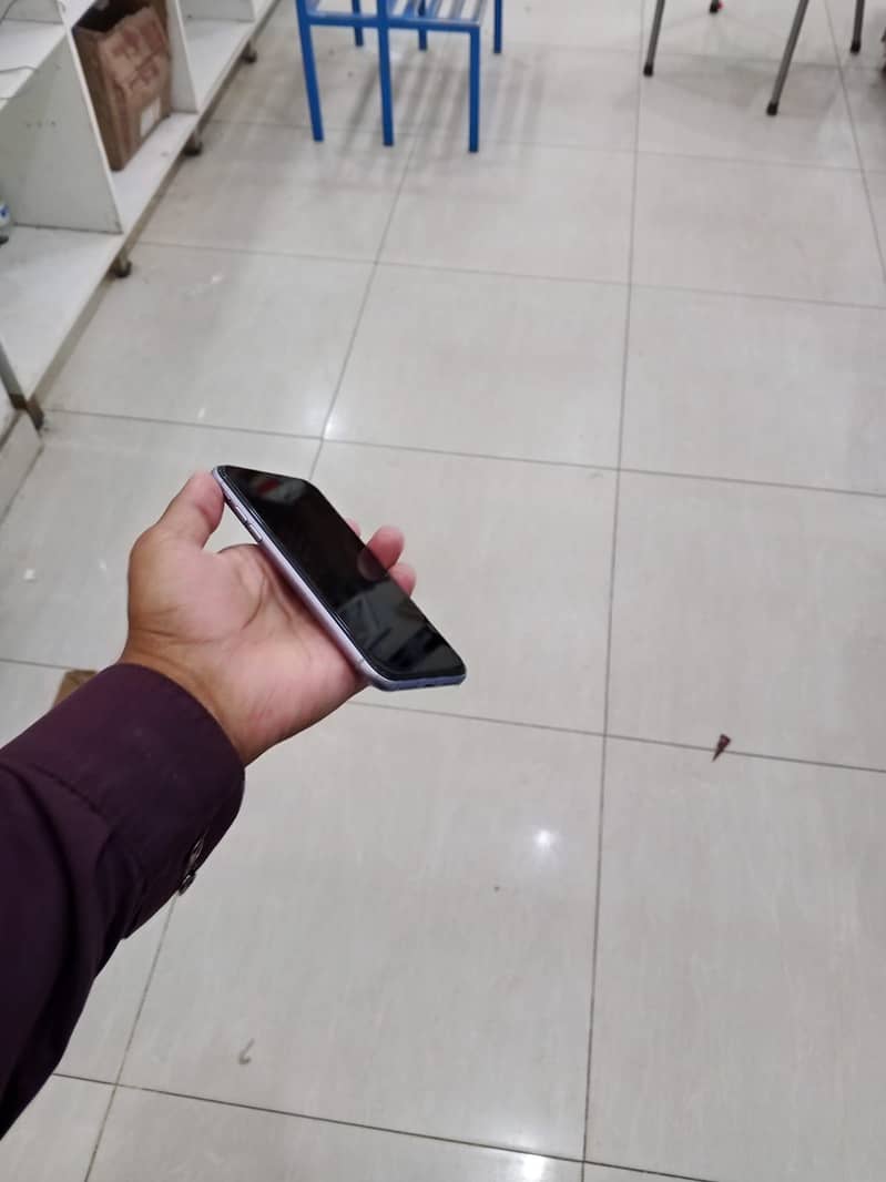Iphone 11 4
