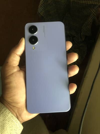 Vivo Y17s