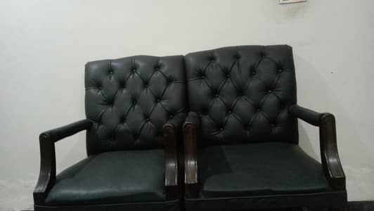2 room chairs