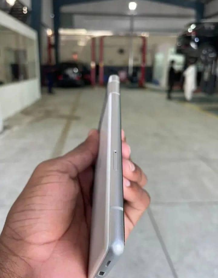 Google Pixel 7a 1
