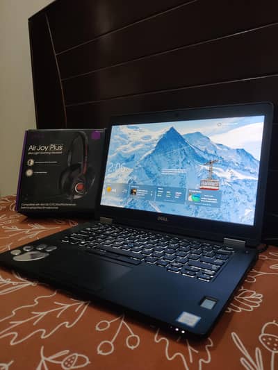 Dell latitude e5470 i5 6th gen 15 GB RAM 256 gb LITEON SSD