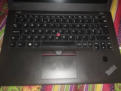 Lenovo x270 8/128 i5 7th G