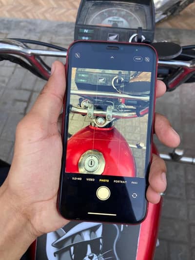 Apple iPhone XR
