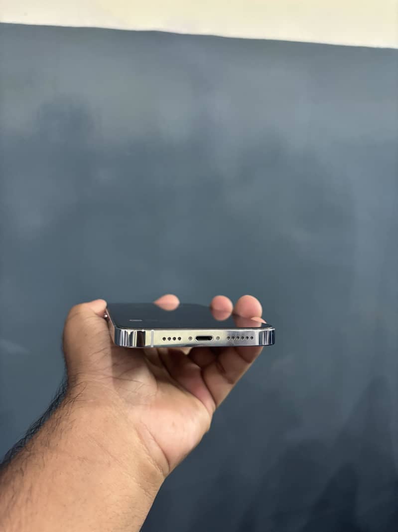 Iphone 14 pro max 0