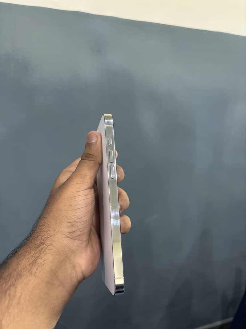 Iphone 14 pro max 2