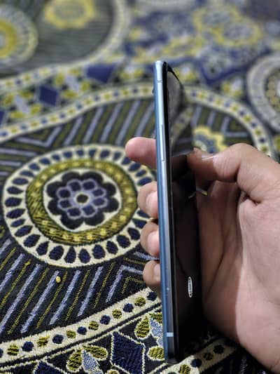 One Plus 9R