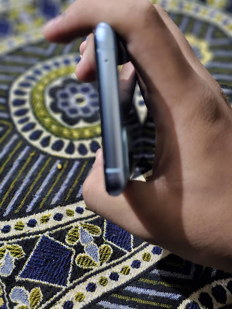 One Plus 9R 2