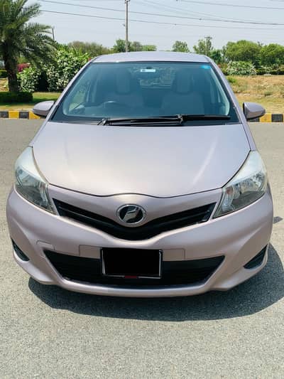 Toyota Vitz 2012 geniune condition