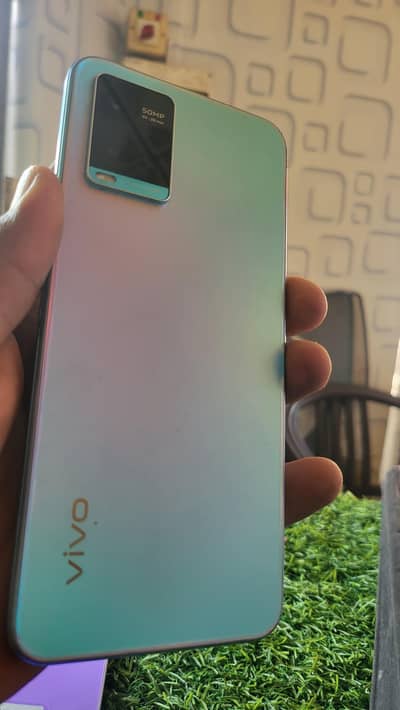 Vivo Y33s